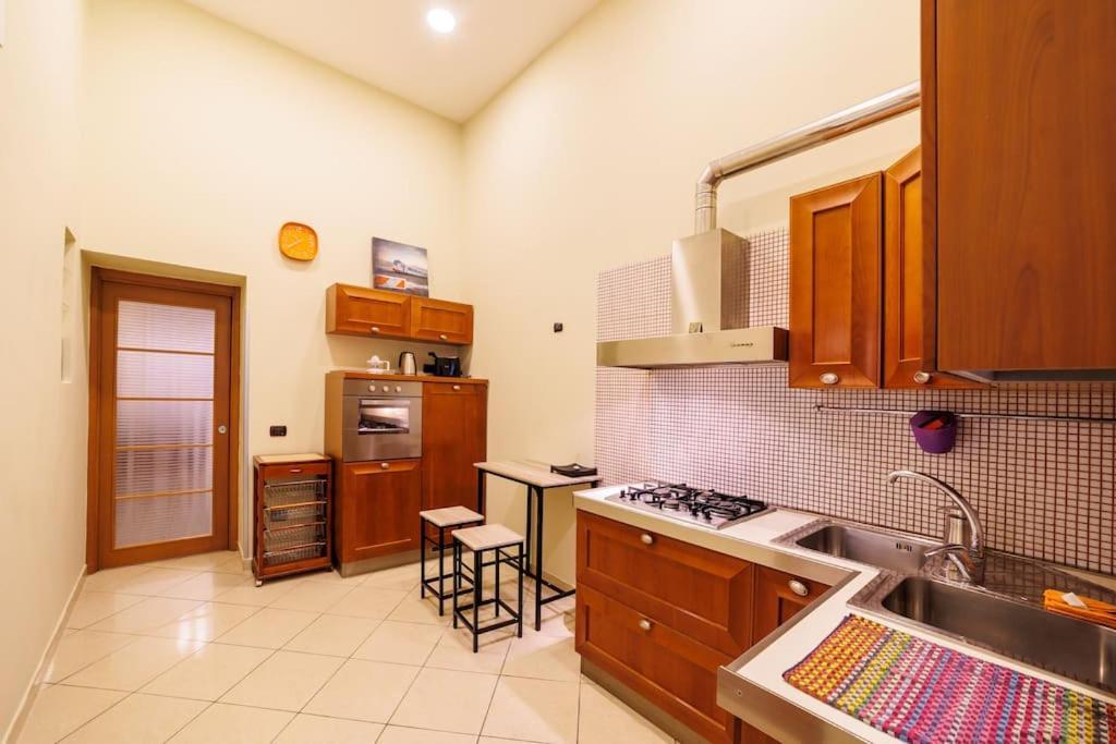 The San Gregorio Armeno Apartment By Housein那不勒斯 外观 照片