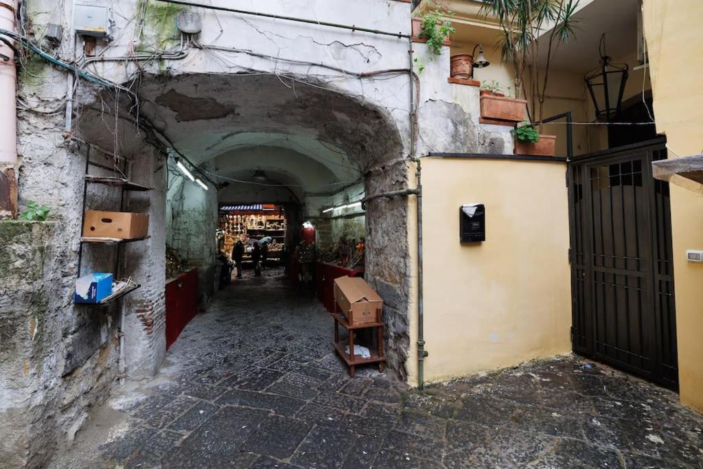 The San Gregorio Armeno Apartment By Housein那不勒斯 外观 照片